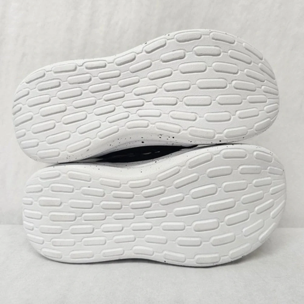 Adidas Lite Racer Adapt 7.0 K Athletic Shoes IE6384 Black White Kids Size 4‎